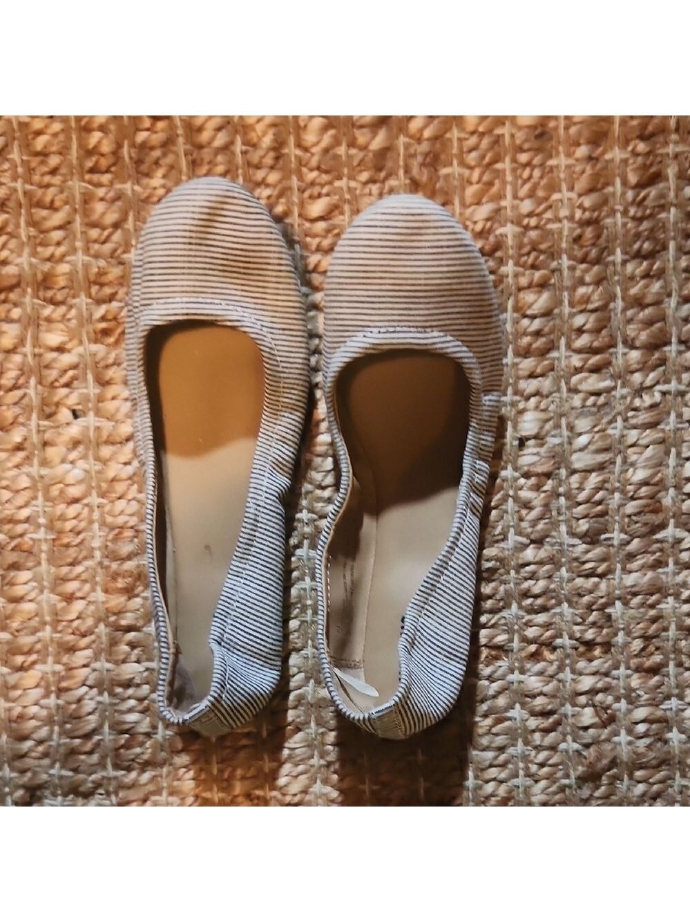 Mossimo Supply Co. Casual Classic Blue and Cream Ballet Flats Sz 6.5